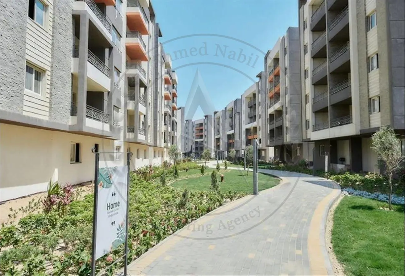 Sale in Rock Eden: Ready to move villa 466m prime locationest price