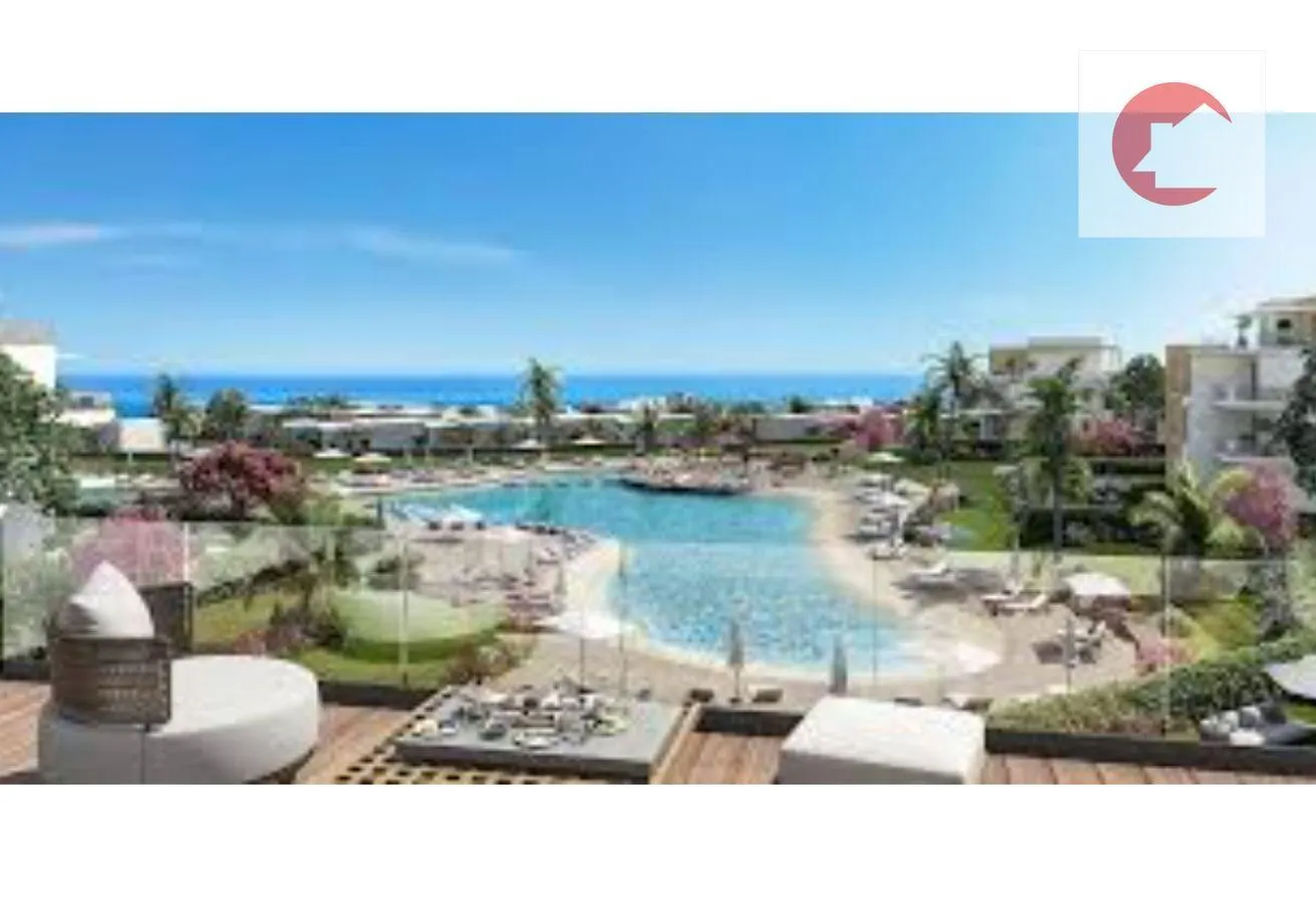 Sale in LVLS By Mountain View: 1st Row Lagoon Beach House 150m for Resale in LVLS