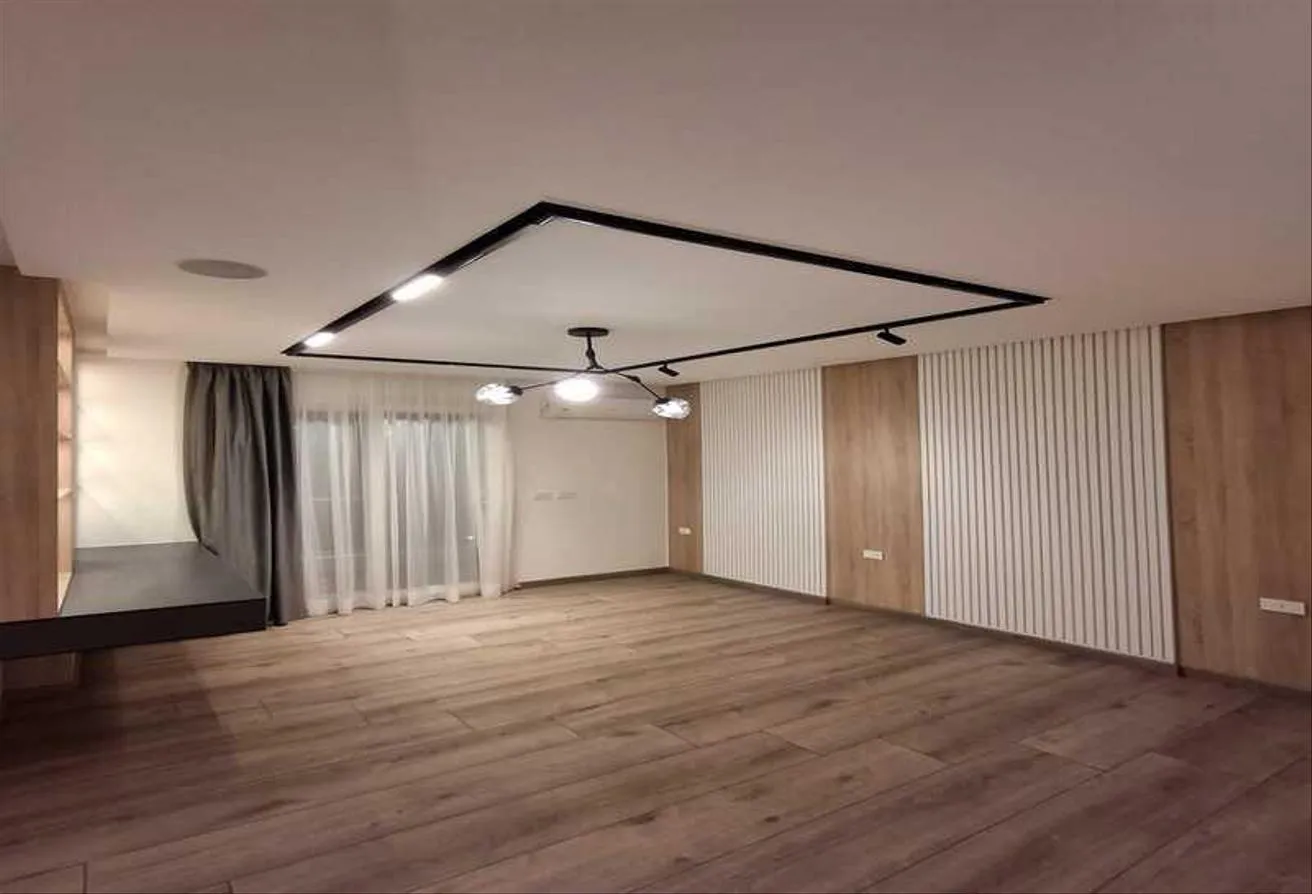 Gallery Image 10