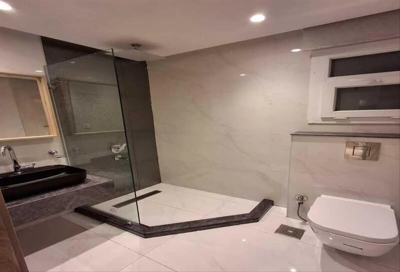 Sale in Zayed Dunes: Penthouse for sale with AC's &amp; kitchen-Zayed Dunes