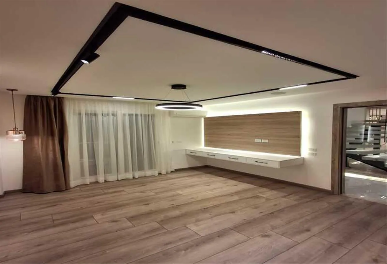 Gallery Image 8