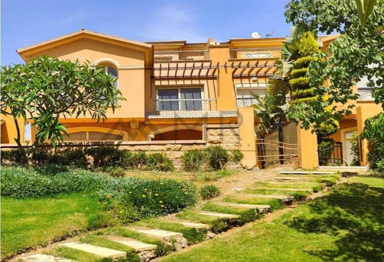 Sale in Dyar Compound: Twin house for sale in Dyar Compound with lowest p
