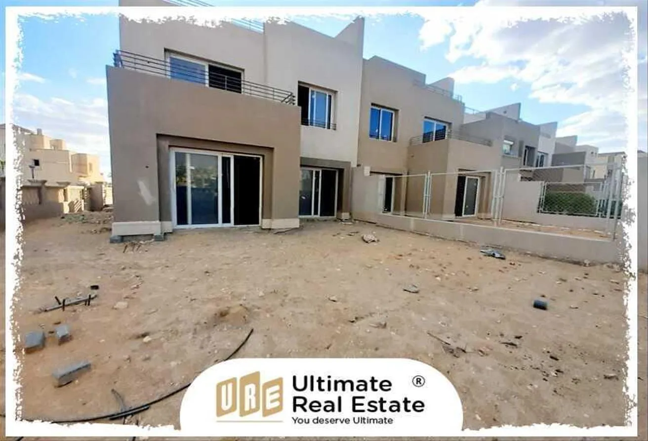 Sale in Palm Hills Golf Views: corner Townhouse for sale 2'nd row golf Golf views