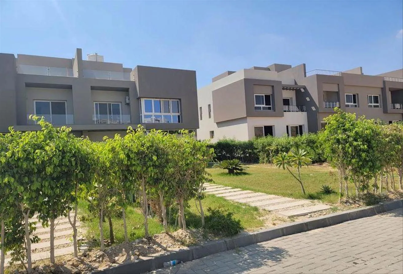 Sale in Etapa: Ready to move town house in Etapa next to al rabwa