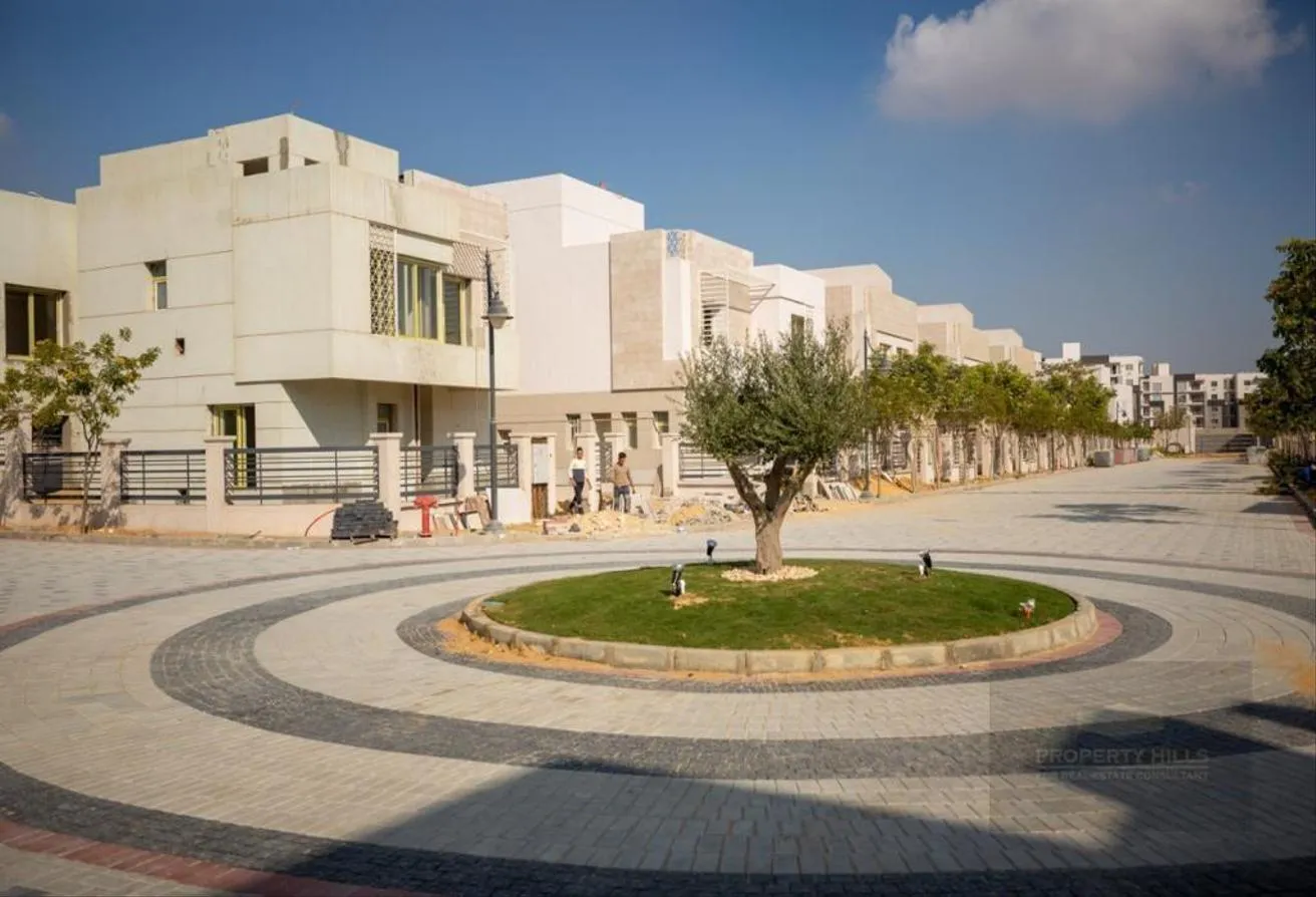 Sale in Zayed 2000: RTM in villa 603m fully finished super luxe style