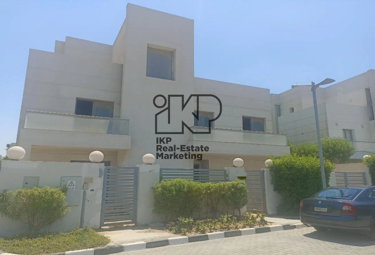 Sale in Cleopatra Square: Semi Finished Standalone in Cleopatra Square, oct