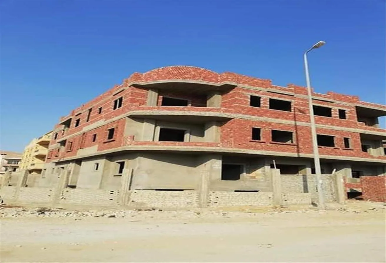 Sale in Tamr Hena: بالجولدن سكوير فيلا ناصه للبيع تمر حنة التجمع