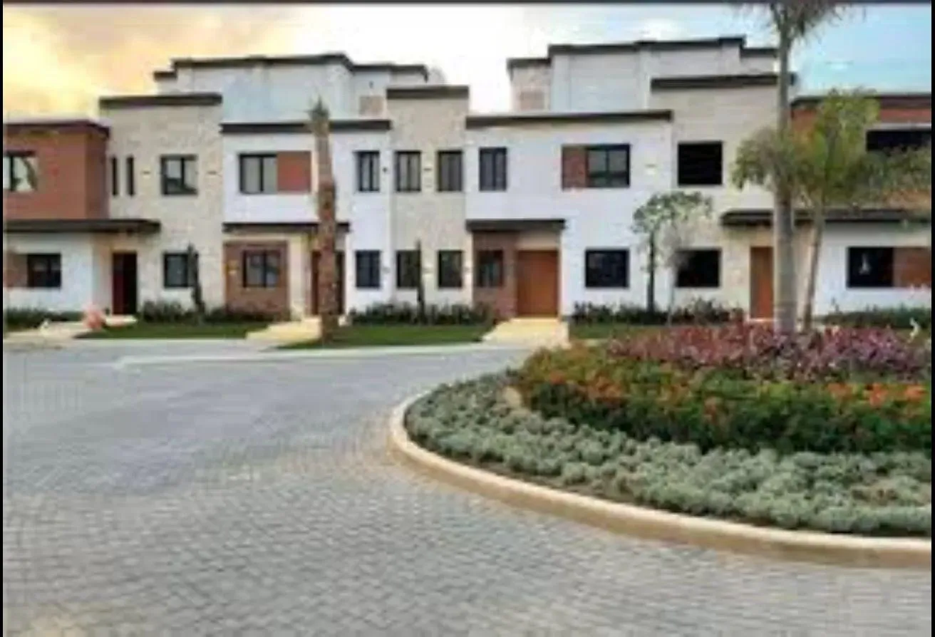 Sale in Azzar: Studio for sale in Azhar Compound Landscape view