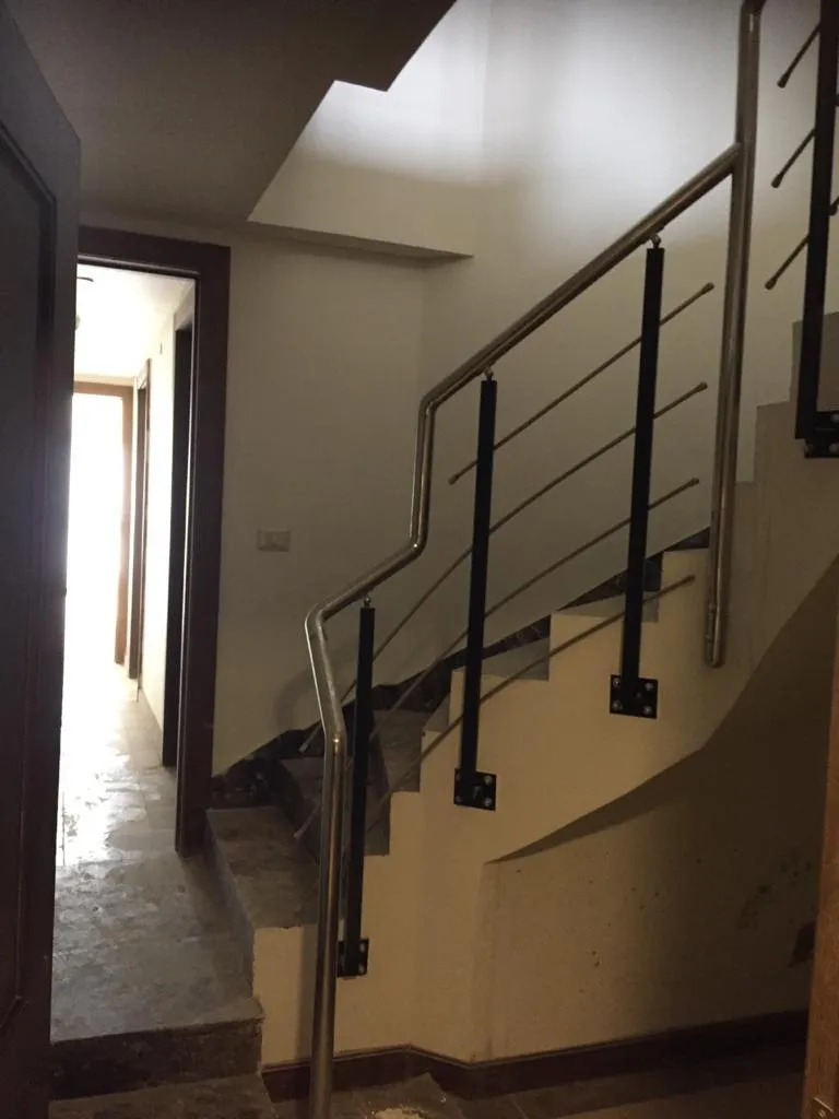 Sale in Porto New Cairo: Office - For Sale - AISLE 90 South 90th - 48m