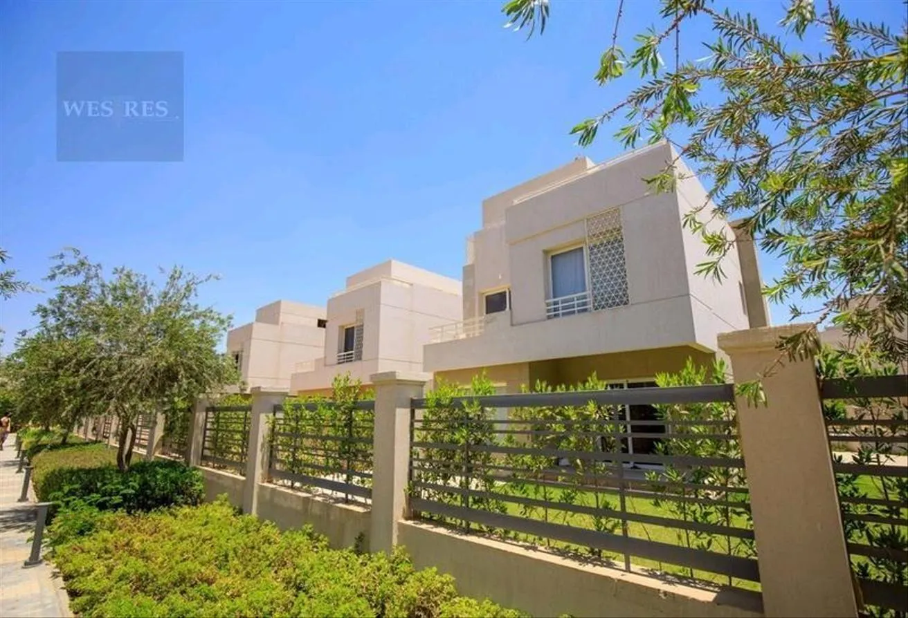Sale in Atrio: Get a flat with 130m roof near Al Ahly inst.