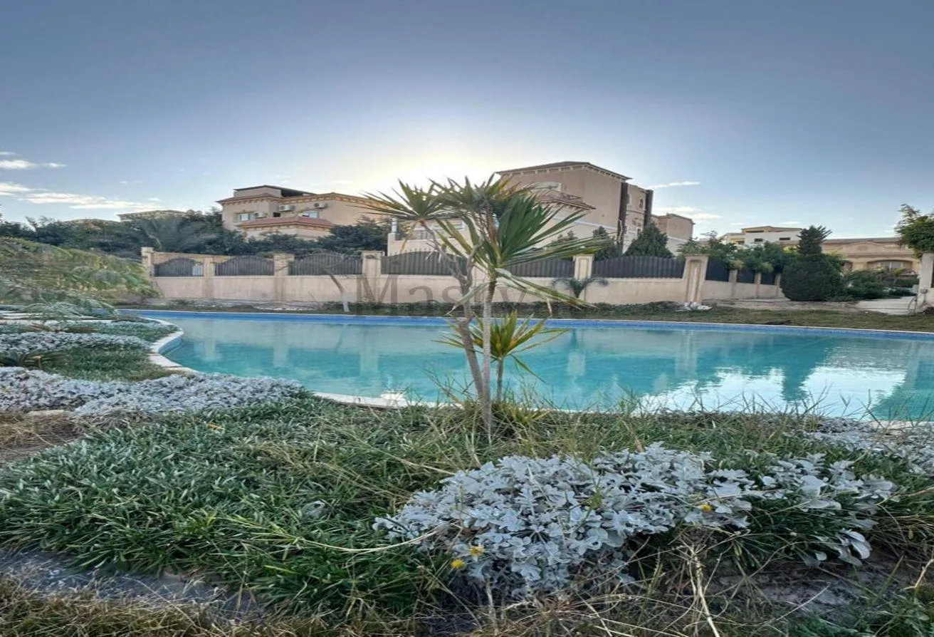 Sale in Étoile De Ville: Stand alone Villa at compound etoile des villes