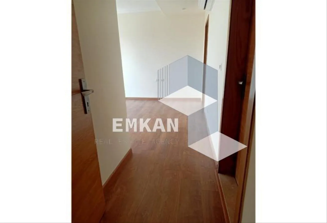 Rent in Westown: Studio for rent furnished, Westown Beverly Hills