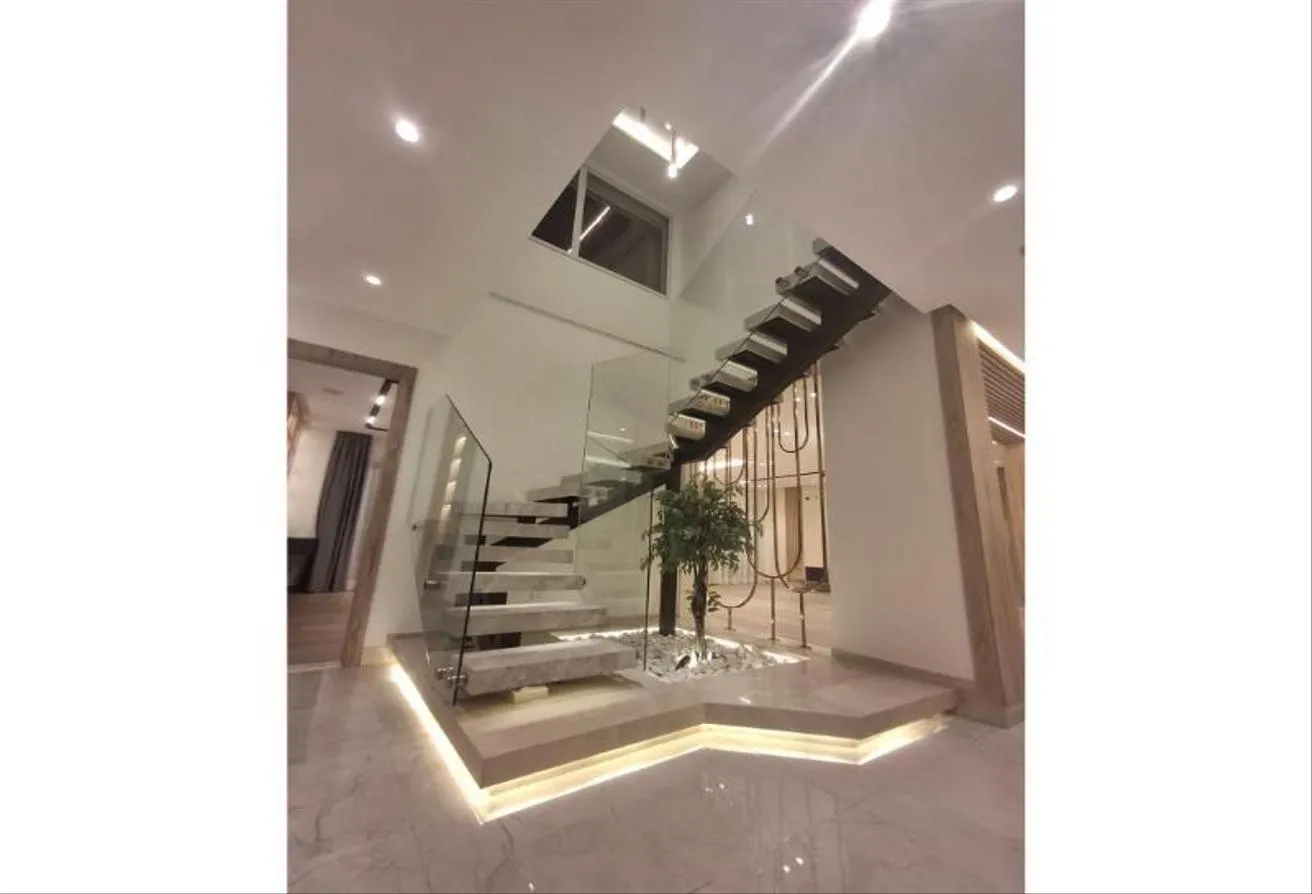 Sale in Zayed Dunes: penthouse First Use For Sale zayed dunes