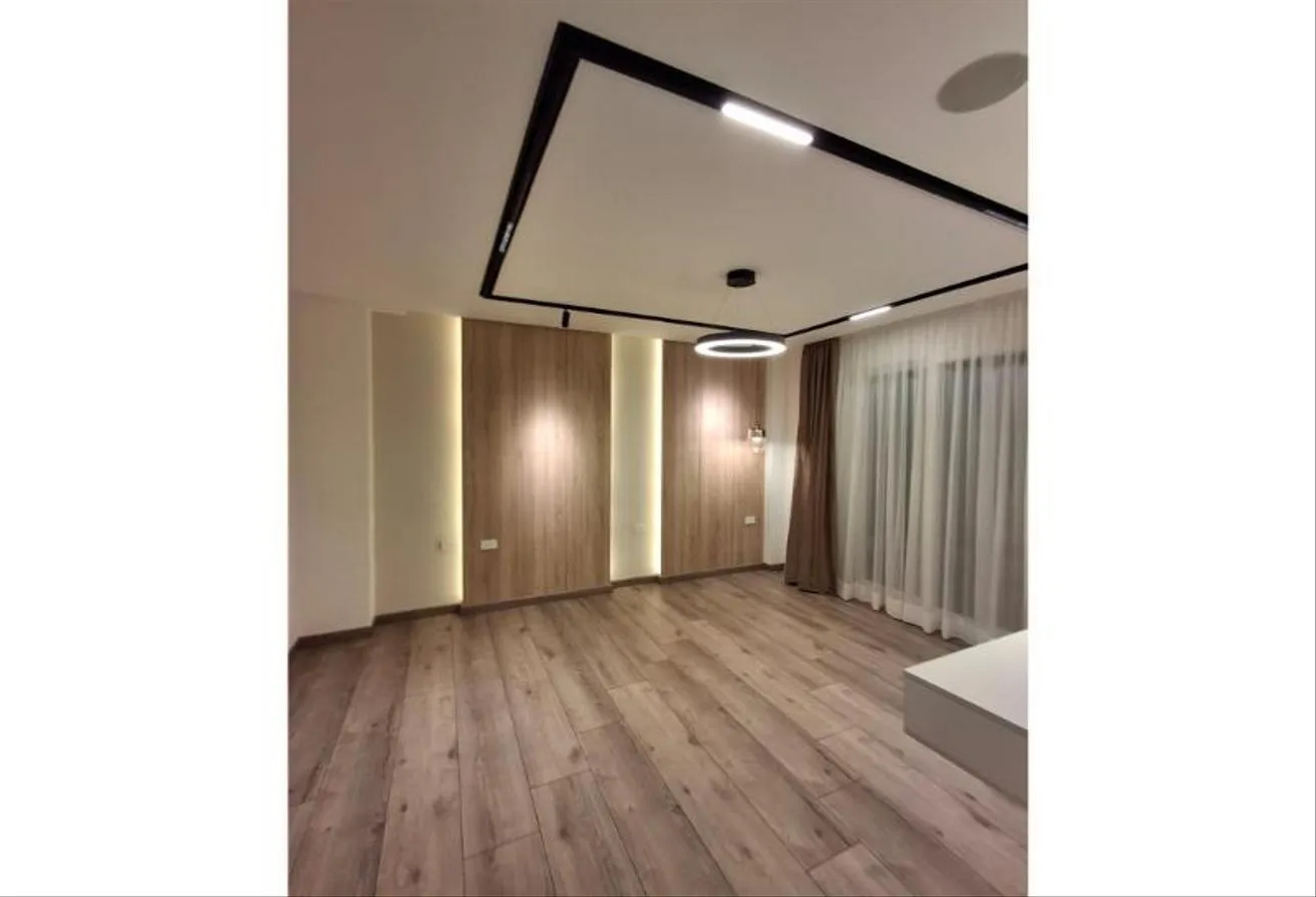Gallery Image 6