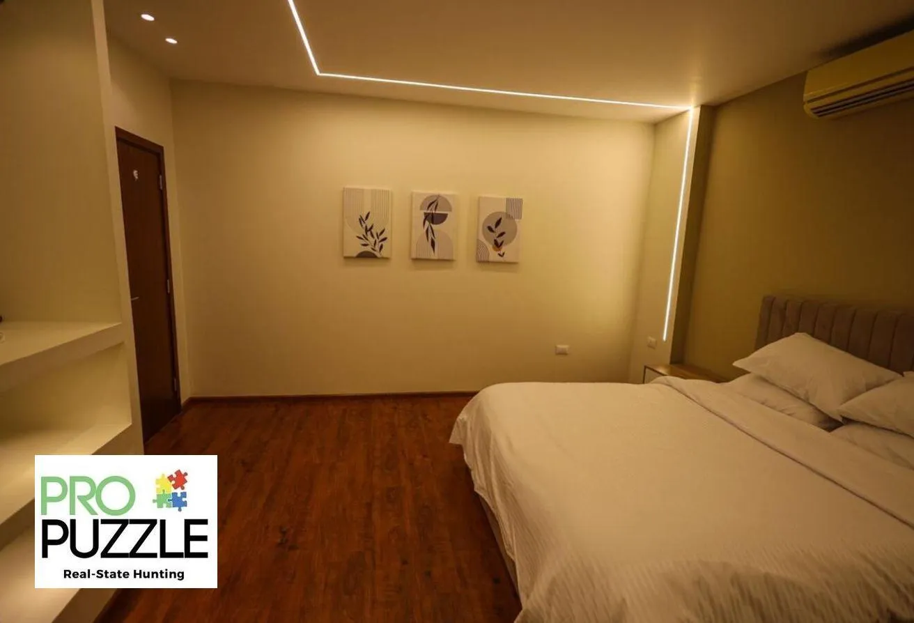 Sale in Central New Cairo: عيادة طبية 73م للبيع تقسيط في اكبر مجمع طبي بخصم5%