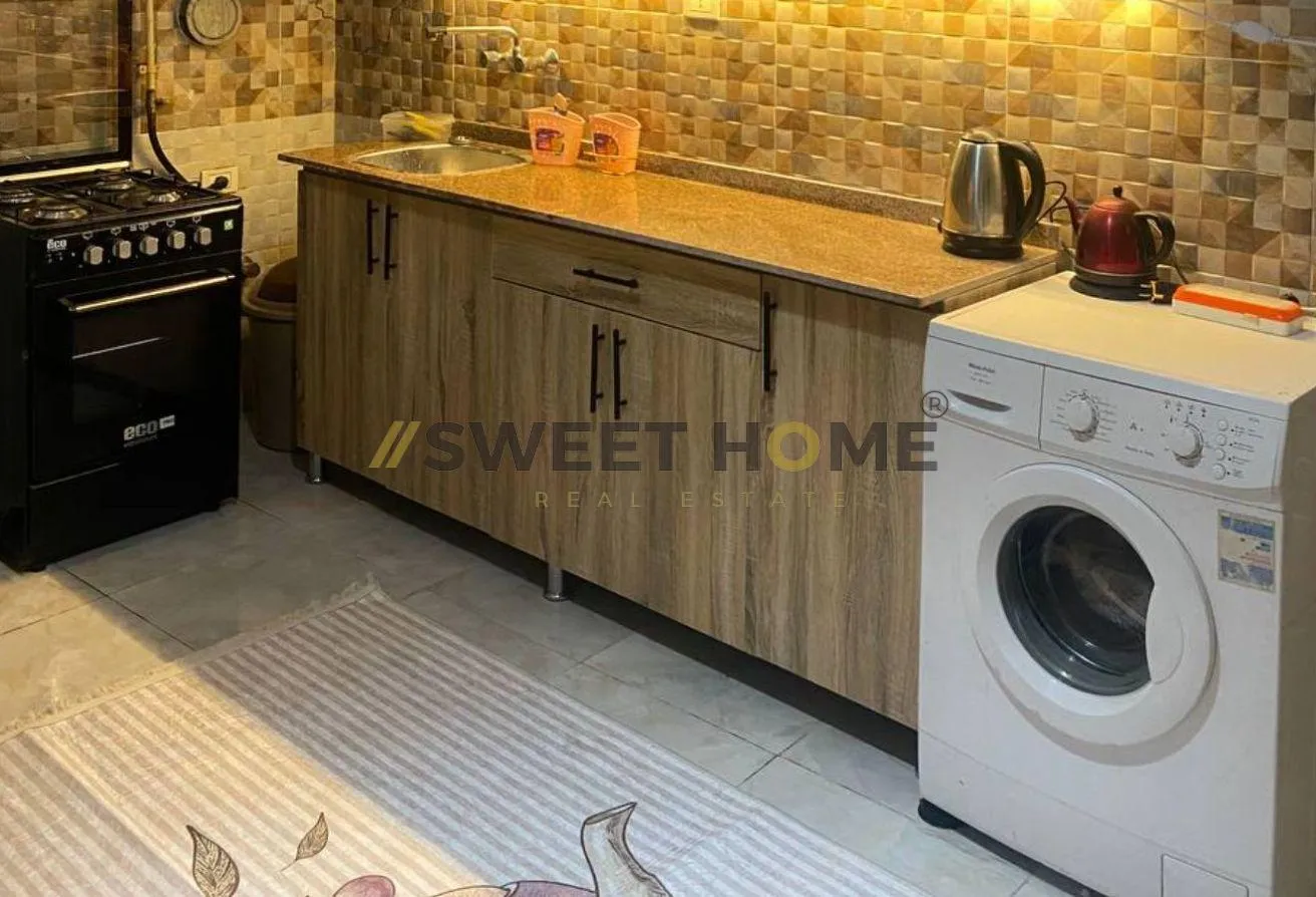 Rent in Area D: Apartment for rent in Ganoob el Acadimiya compound