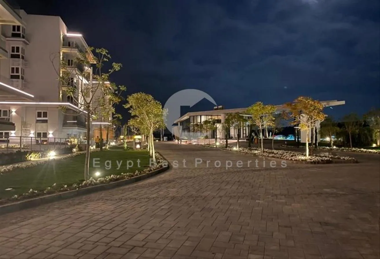 Sale in Mountain view Sokhna: With Furniture Chalet Pool View In Mountain View 2