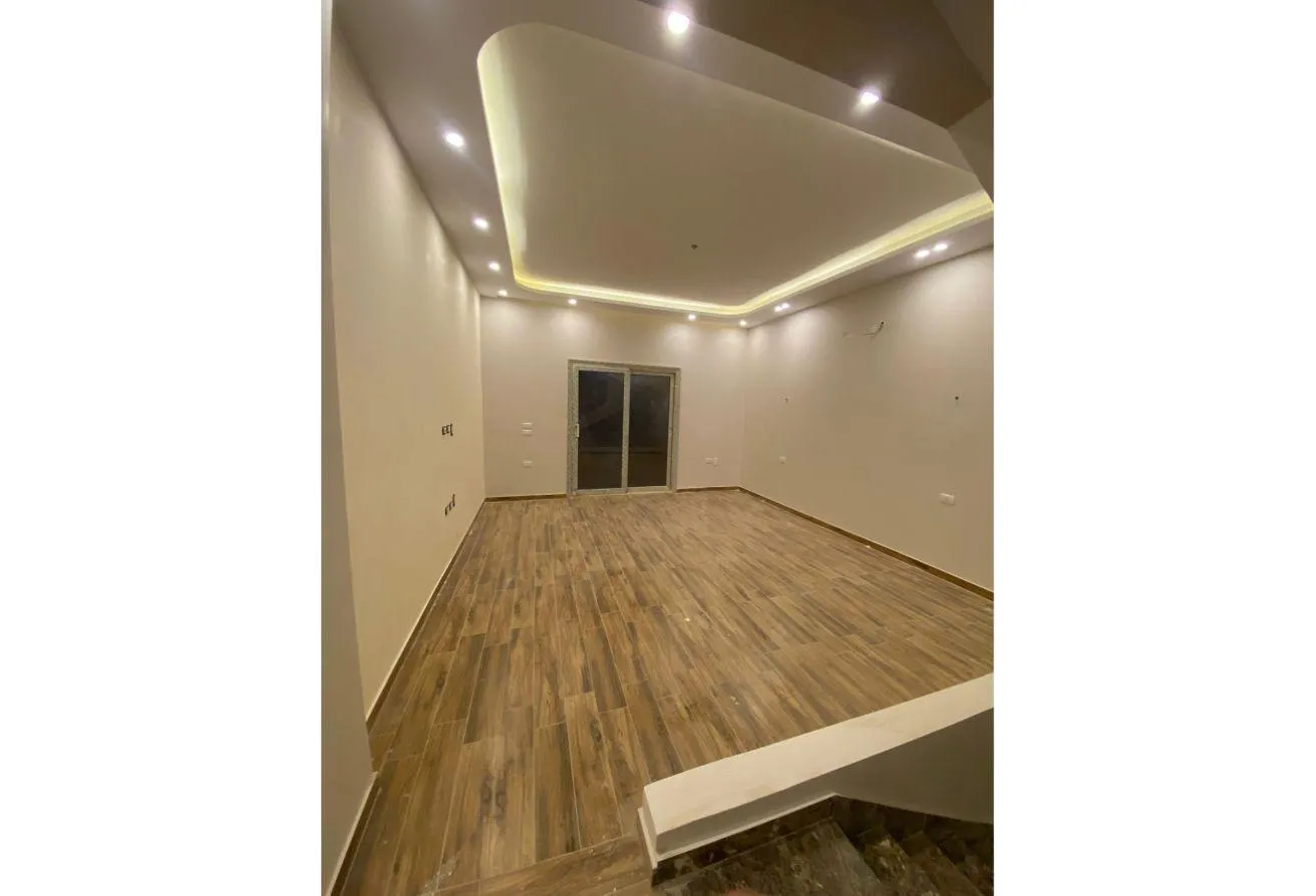 Gallery Image 11