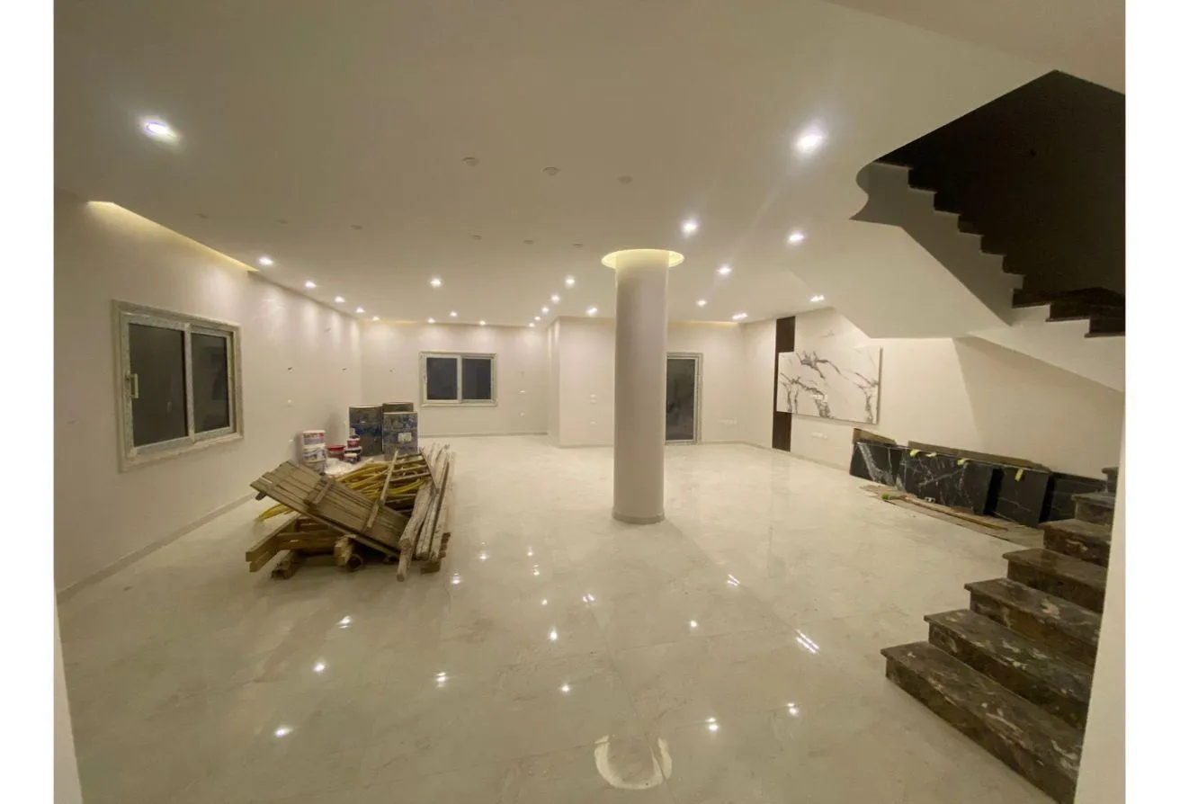 Gallery Image 12