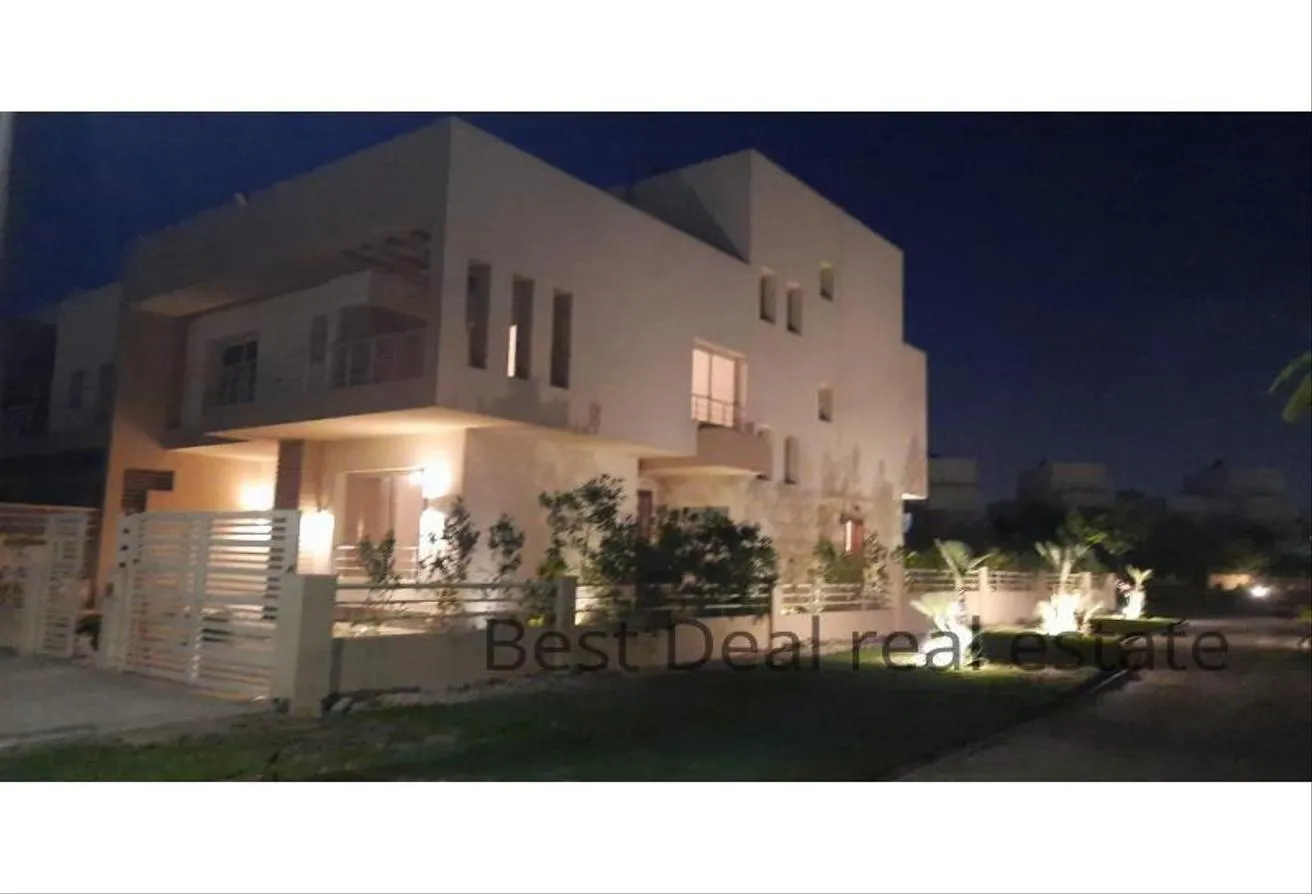 Rent in Grand Heights: For Rent a twin house in Grand Heights Compound in