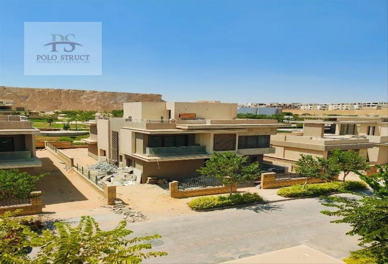 البيع في بيراميدز هايتس: للبيع ستاندالون فيلا 405متر موقع مميز استلام فورى 