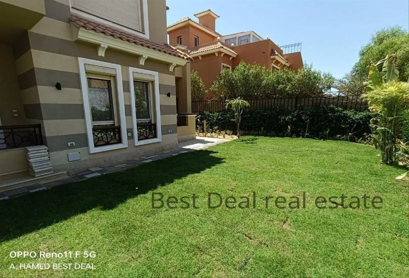 Rent in Porto October: Twin House in Neom (Porto October)