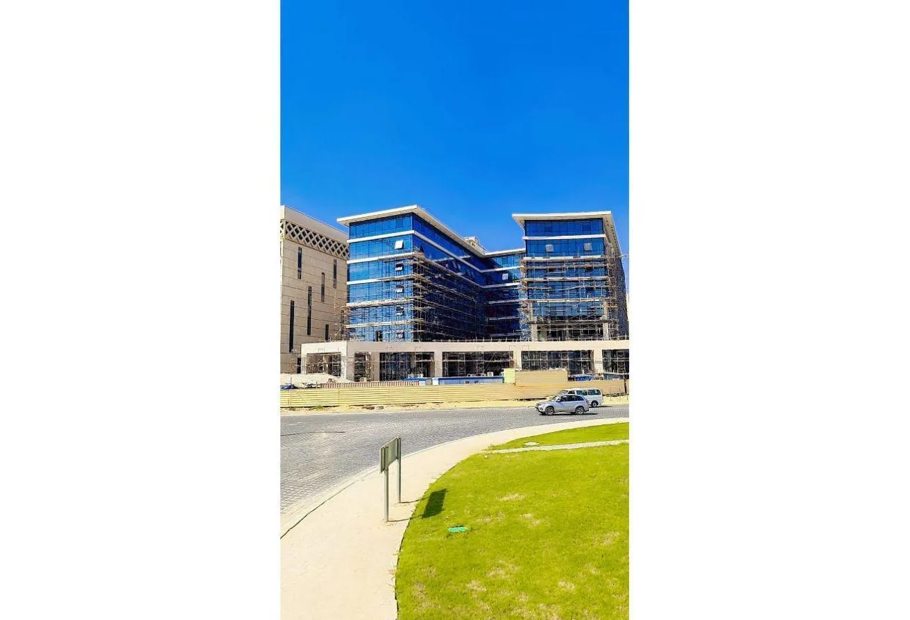Sale in Financial District: office fully finished with ACs in Financial d.