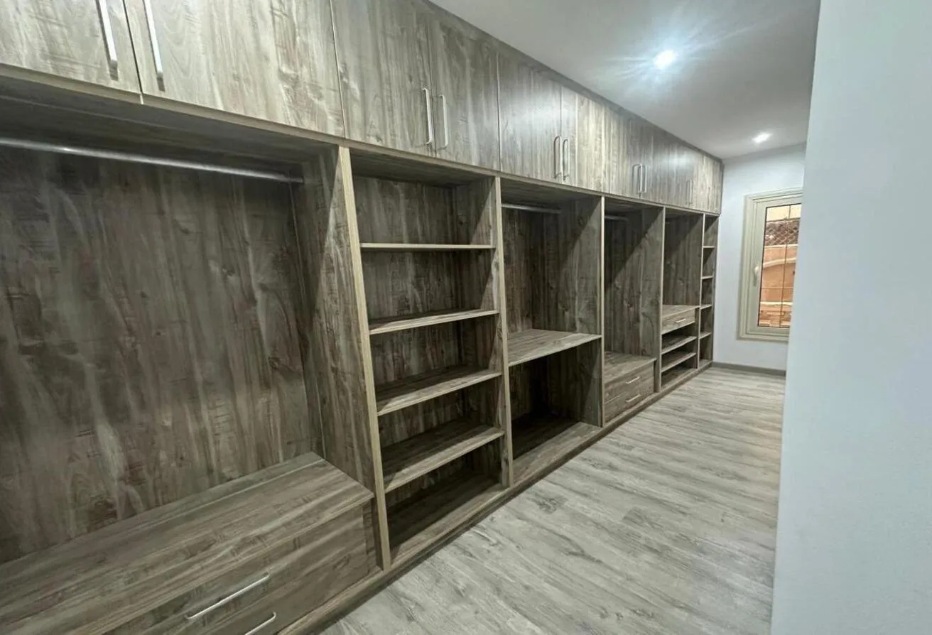 Rent in El Banafseg 11: Hotel apartments in Banfsaj in front of Waterway