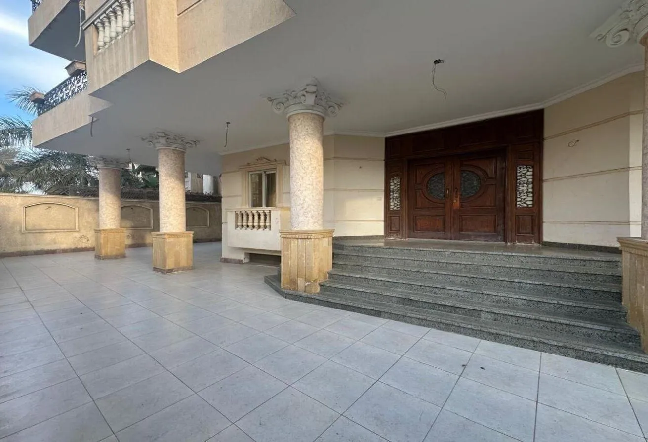 Gallery Image 10