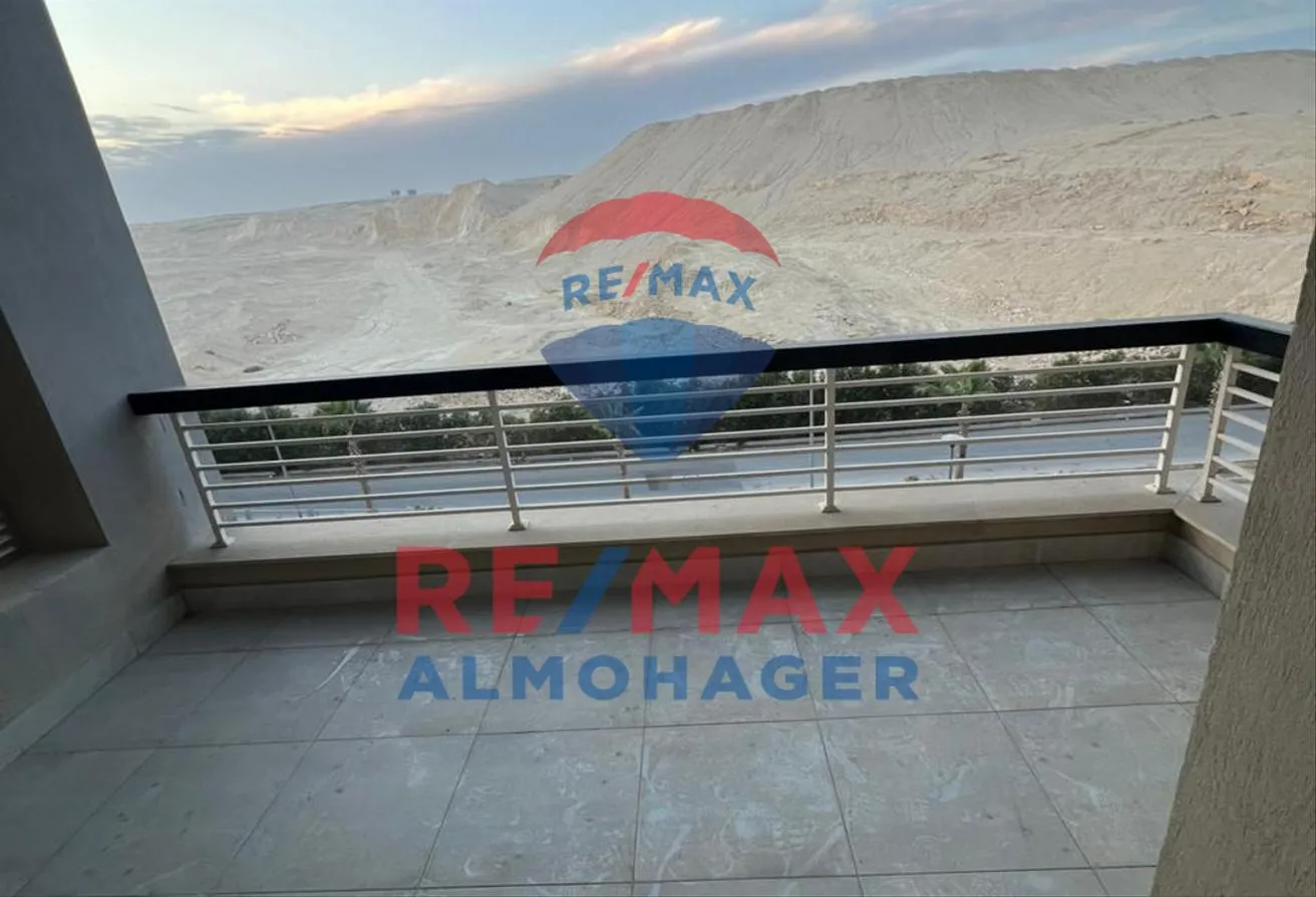 Sale in New Giza: For Sale Upper Duplex w Unique View - Great Price