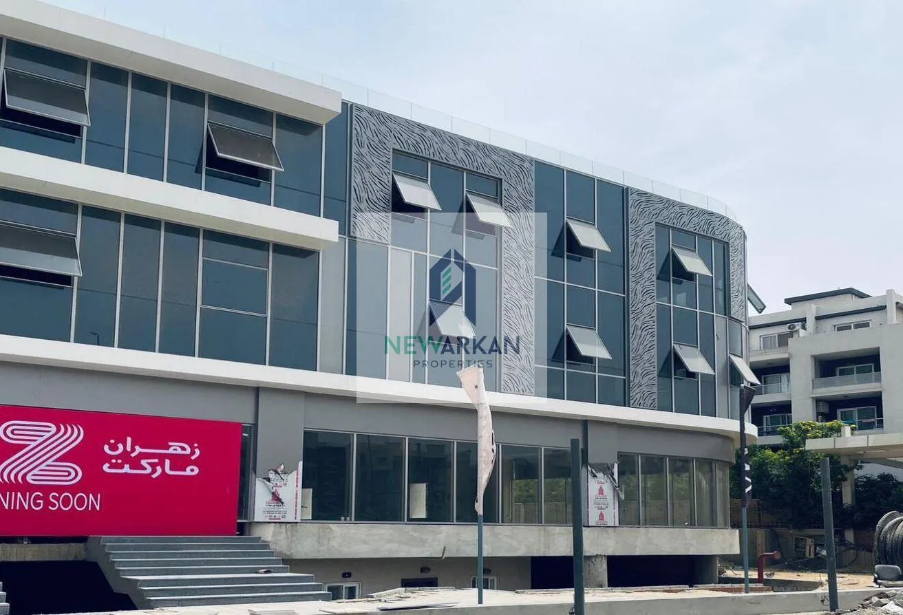 Sale in Piazza 59 Mall: Shop for sale on a main street, with instalments