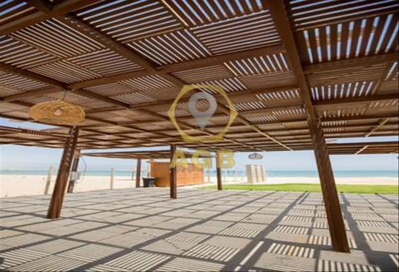 Sale in Shamasy: شالية فى سيدى عبد الرحمن الساحل بمقدم  886,558