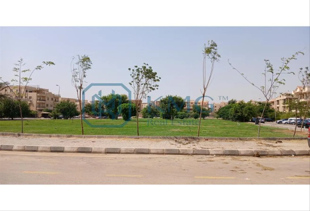 Sale in El Yasmeen 8: فرصة شقة بفيلا فاخرة بالياسمين ٨ فيو جاردن اس فورى