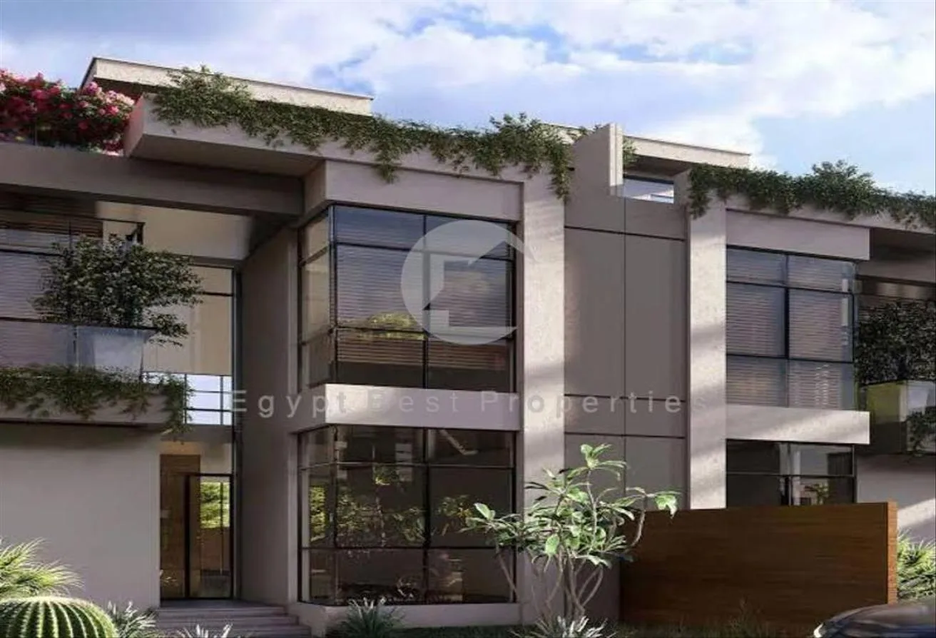 Sale in Saada Compound: Amazing office, Prime location and low DP
