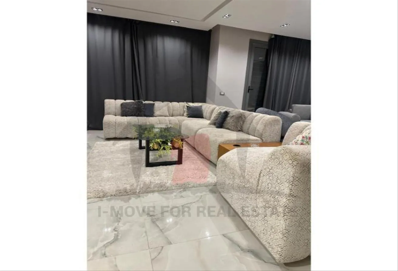 Rent in Al Reem Residence: فيلا للايجار مفروشه بالكامل كمبوند الريم