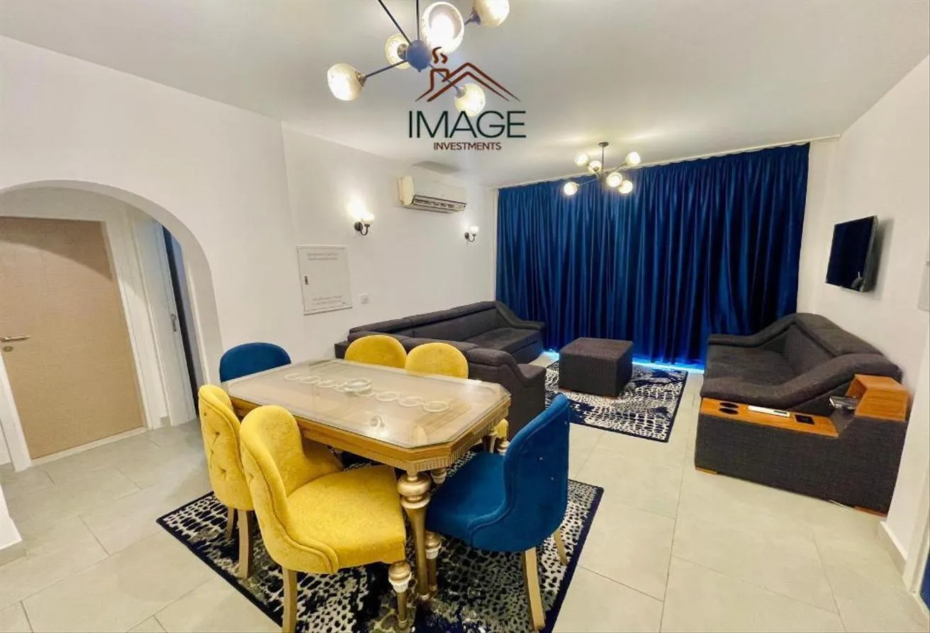 Sale in Marassi: كاتانيا علي الحمام السباحه مباشره اقل سعر في السوق