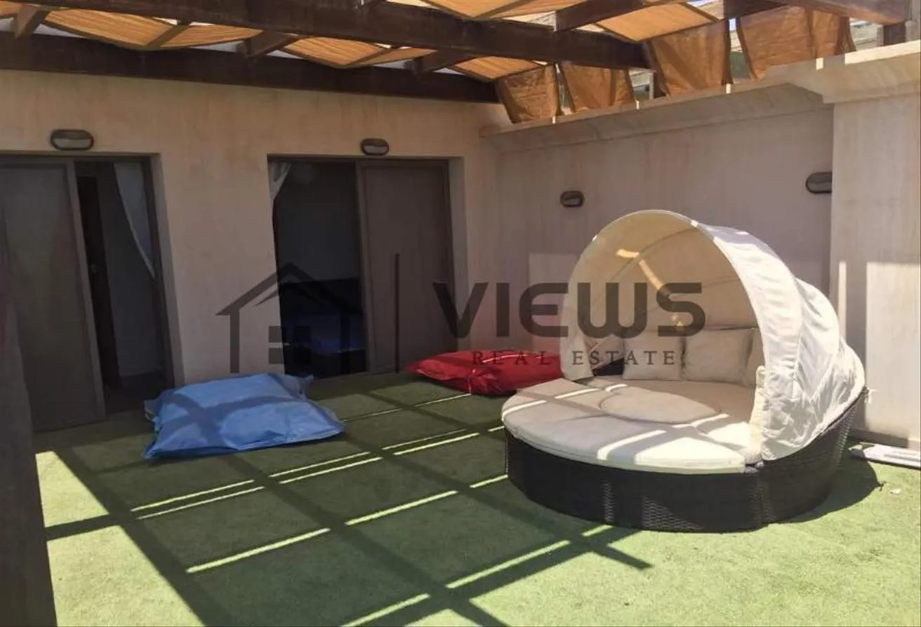 Sale in Marassi: for sale penthouse in Catania direct pool