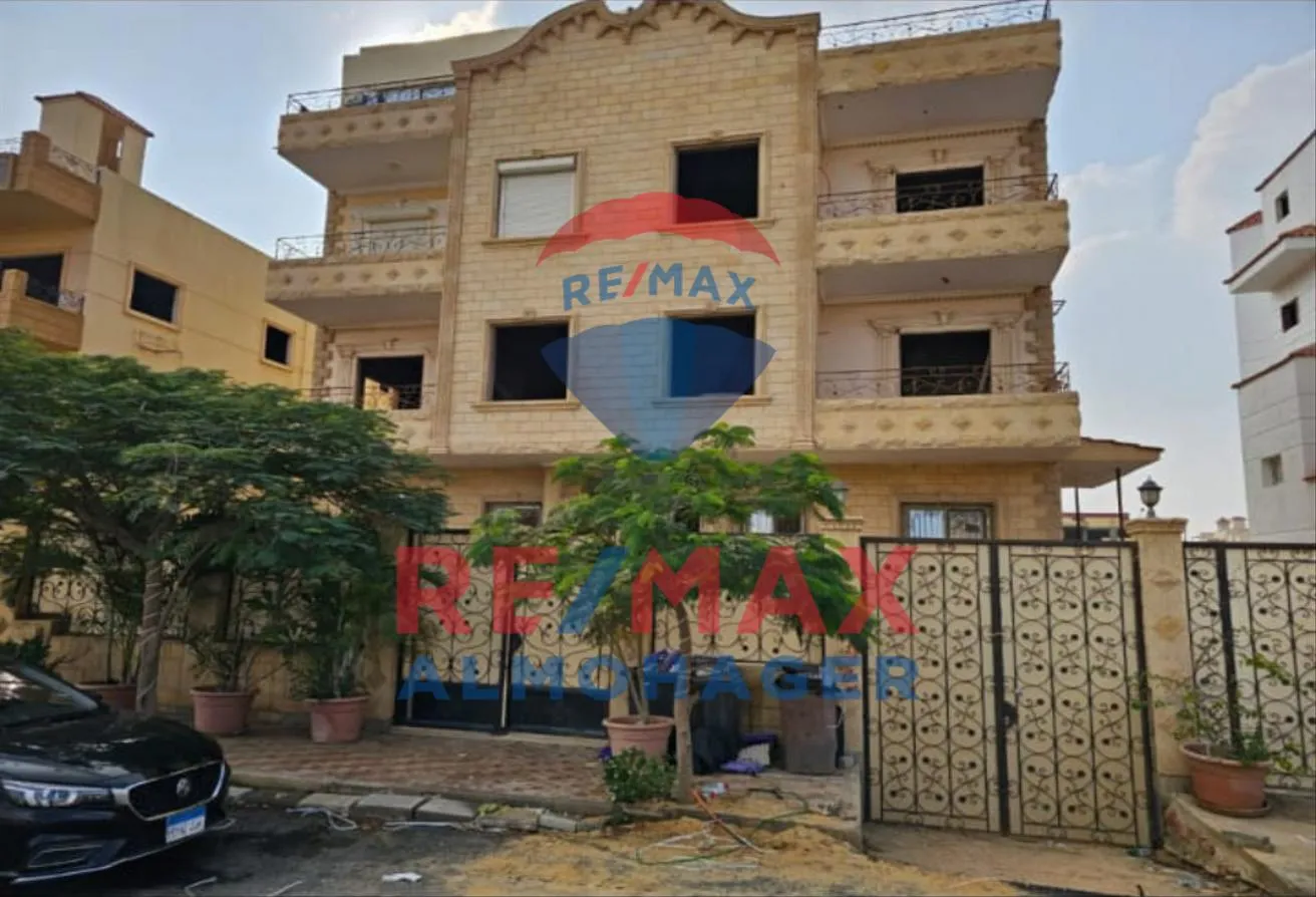 Sale in Touristic Zone 1: For Sale 3BED Apartment Best Price in Market