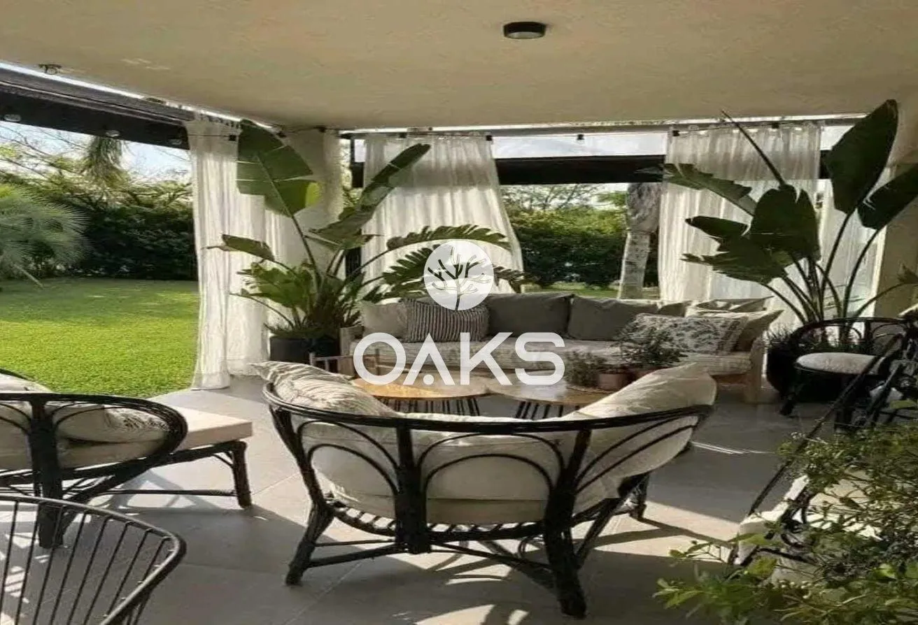 Sale in El Patio 7: Duplex for sale from La Vista 324m over 10 years