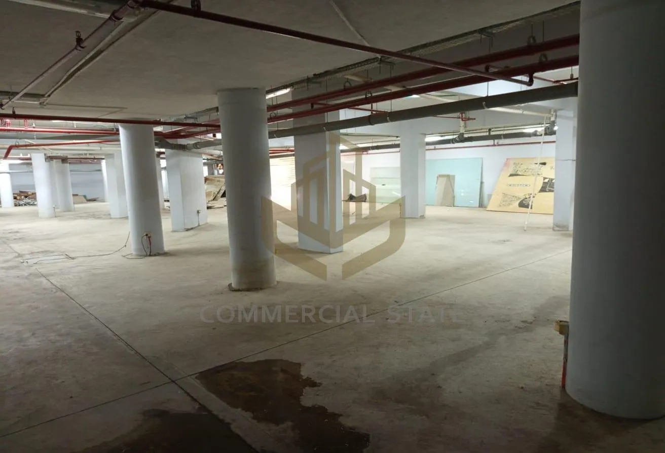 Rent in Talaat Harb Axis: Warehouse for Rent at Carnival Mall- New Cairo