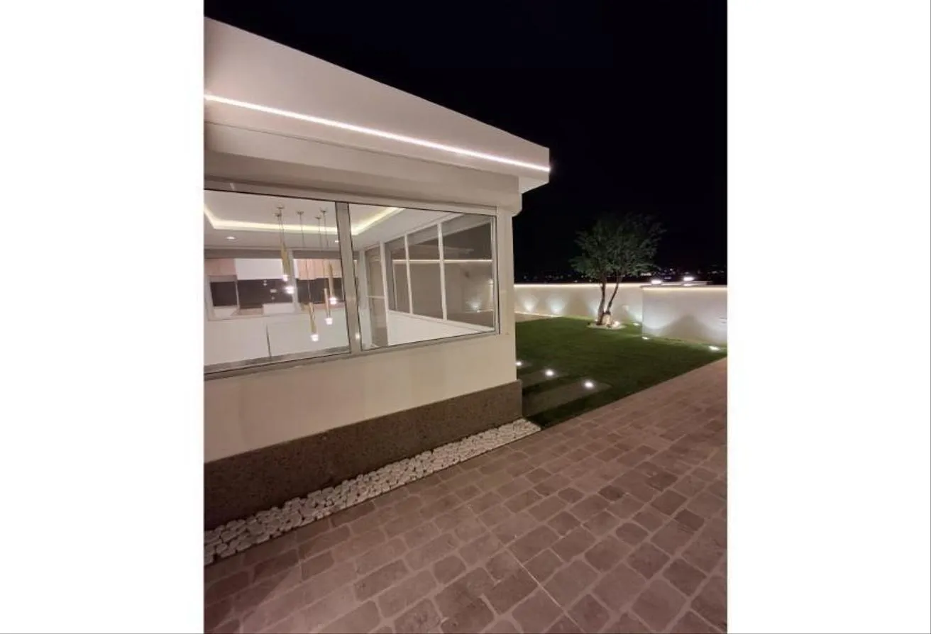 Sale in Zayed Dunes: Penthouse sale 300m Zayed Dunes Compound Bahri