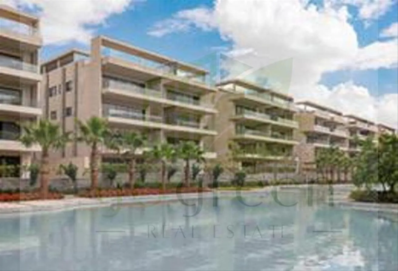 Sale in Lake View Residence 2: Apart. 215m for resale ready to move - Lake View 2