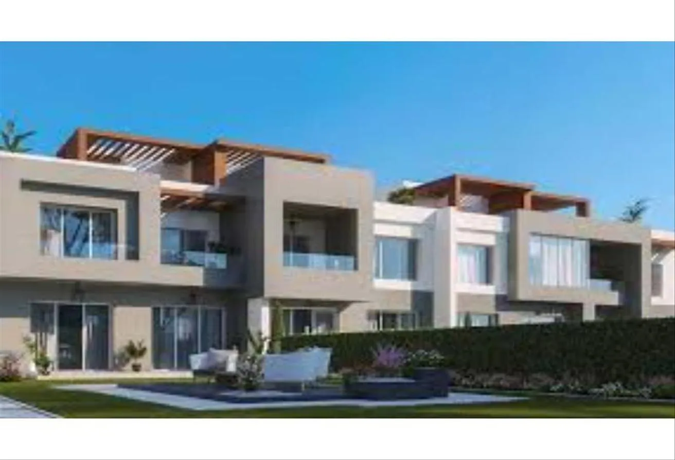Sale in Etapa: Penthouse 250m+118m fully finished in sheikh zayed