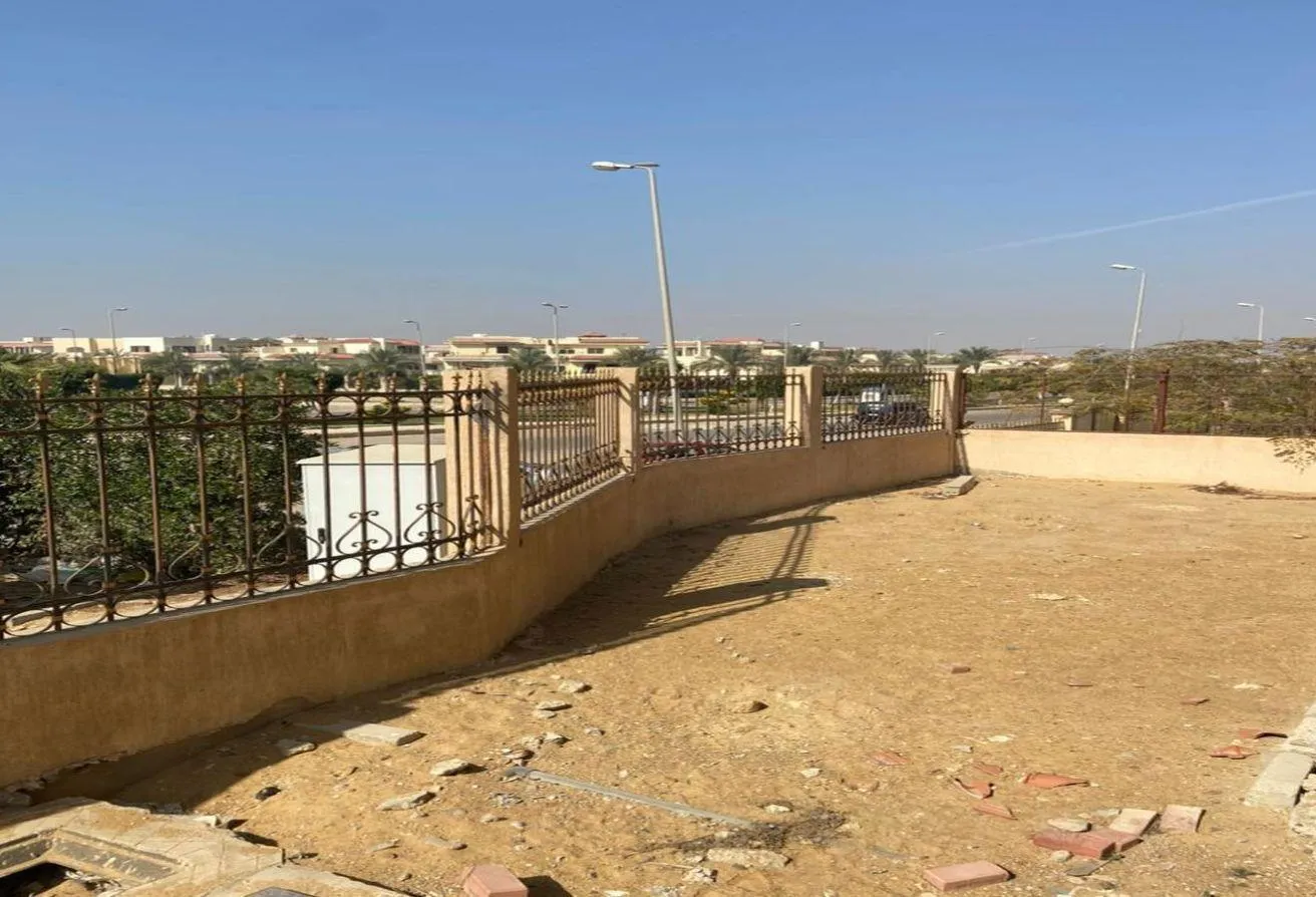 Sale in Al Sadat Axis: Shop for sale 85 m New Cairo, ready for delivery