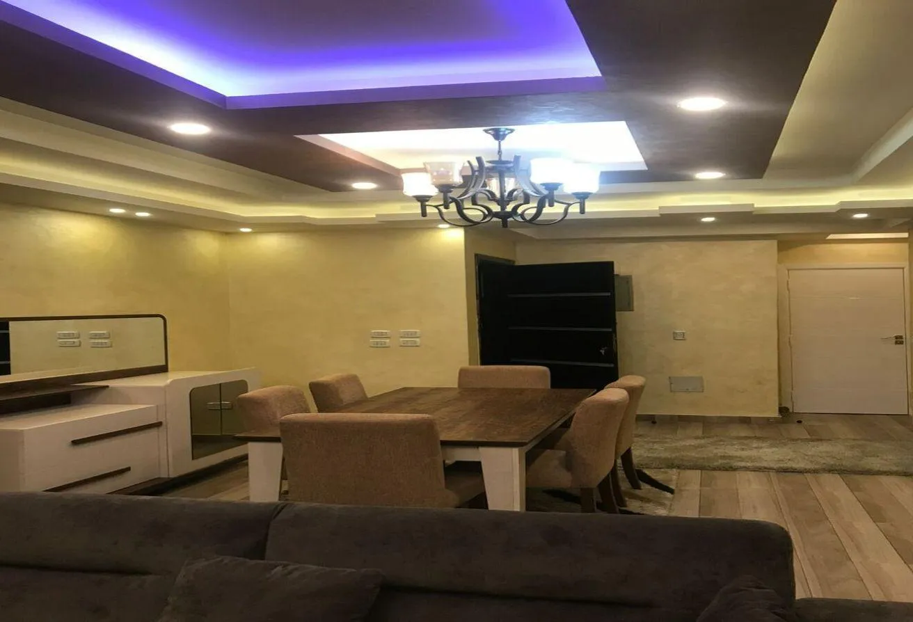 Sale in El Banafseg Apartment Buildings: Apartment for sale in Banfsaj Buildings