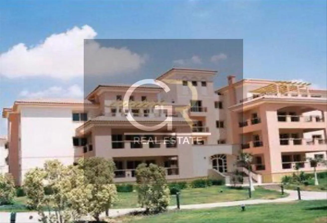 Sale in Dream Land: For sale, a villa in Dreamland-October