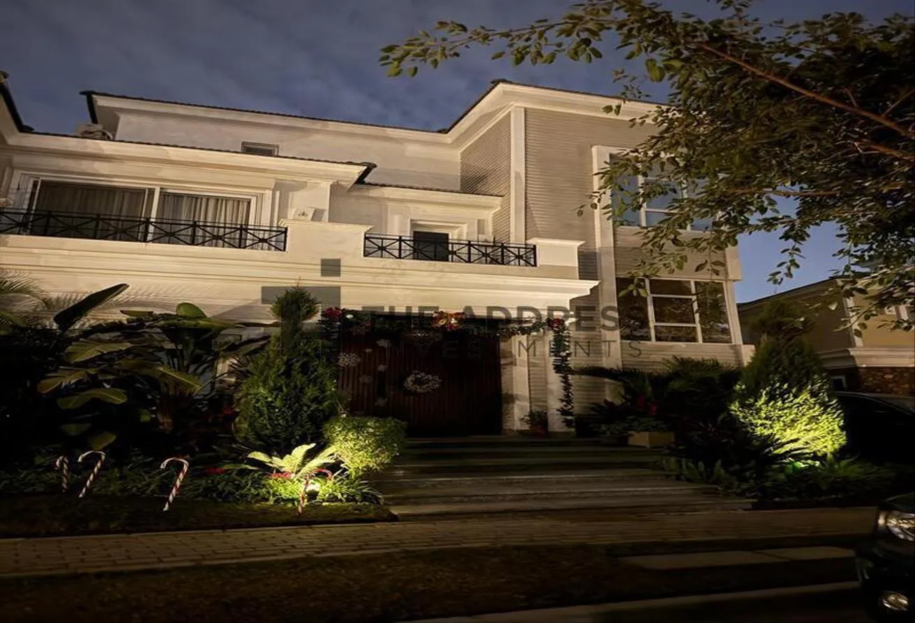 Sale in Mountain View Hyde Park: Twin 220m in Mountain view Minutes to AUC ,10% DP