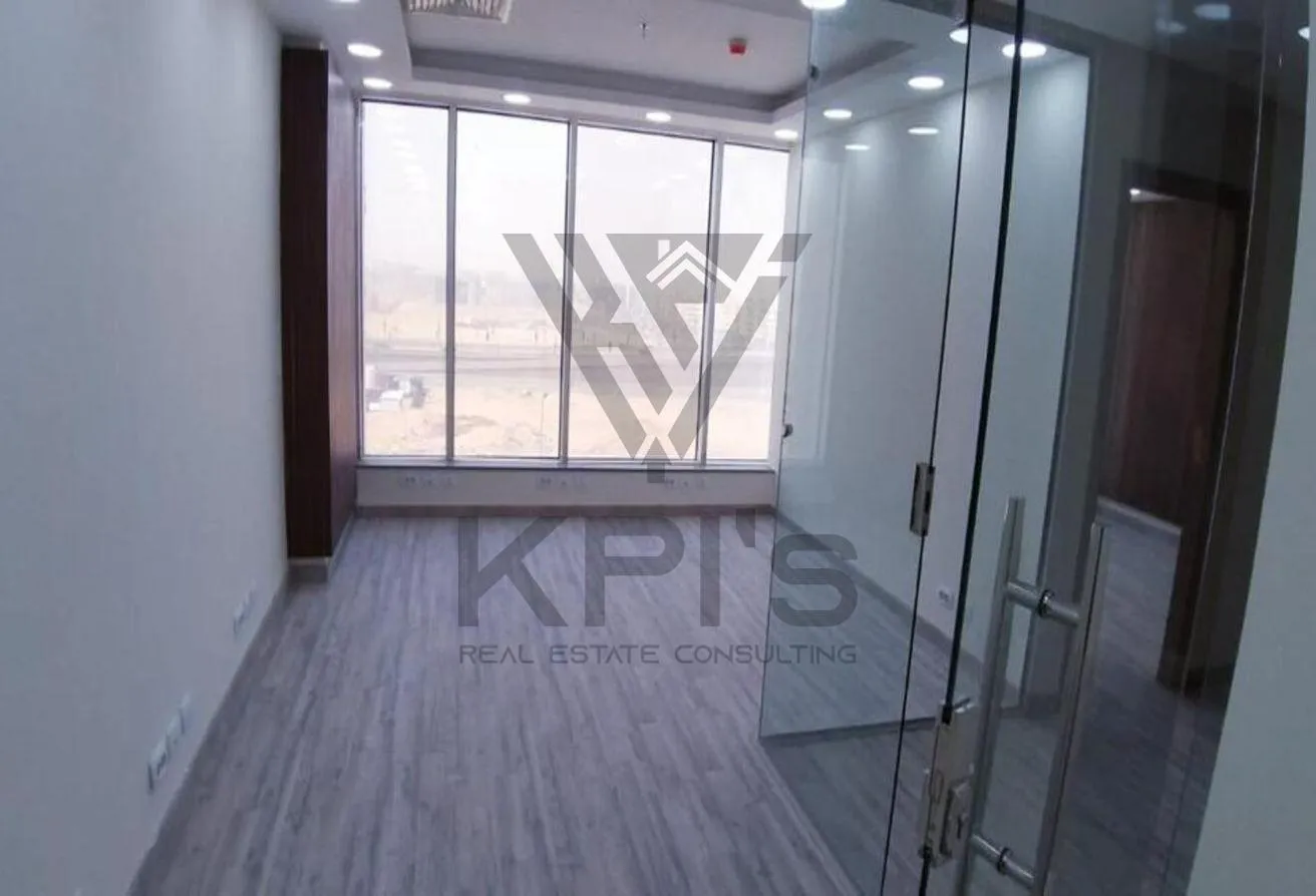 Rent in Trivium Square: Office 78M Finished Rent at lowest price inTrivium