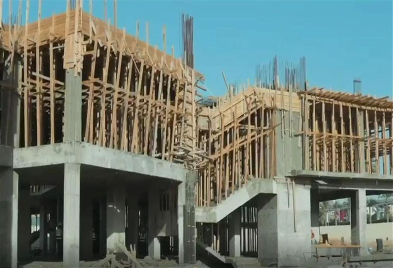 Sale in Ever: Fullyfinished apartment next to Mall of Arabia