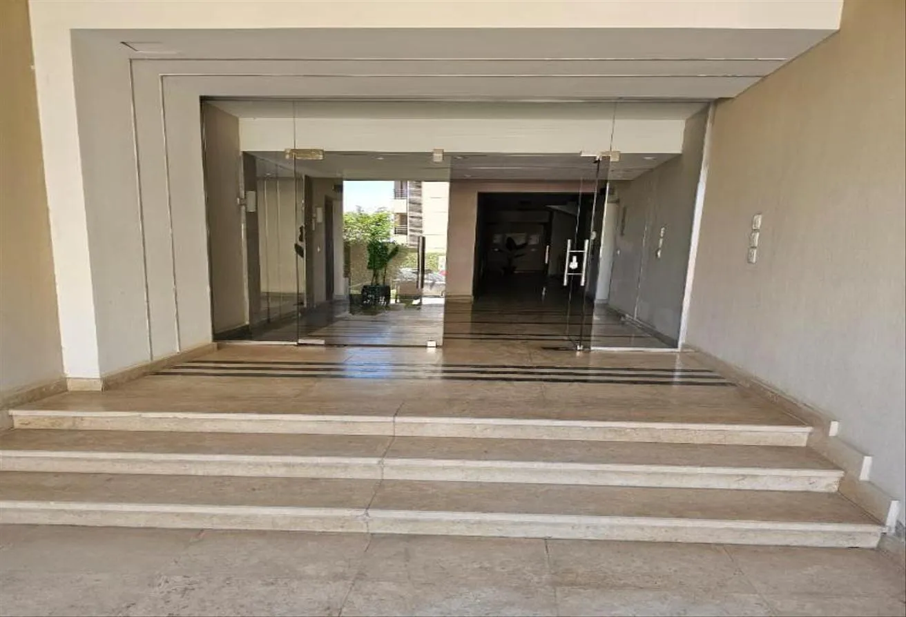 Gallery Image 17